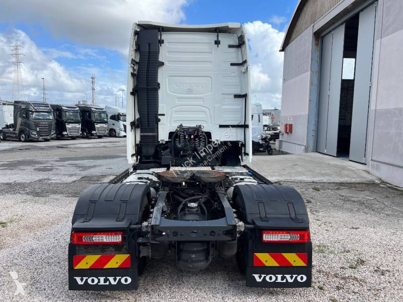Tahač Volvo 500 Globetrotter XL
