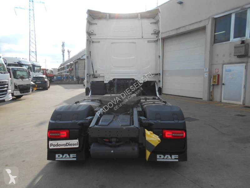 DAF 480 tractor unit