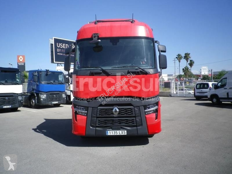 Traktor Renault T520 SLEEPER CAB