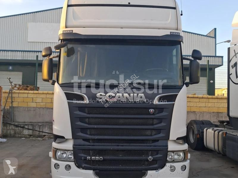 Scania R520 tractor unit