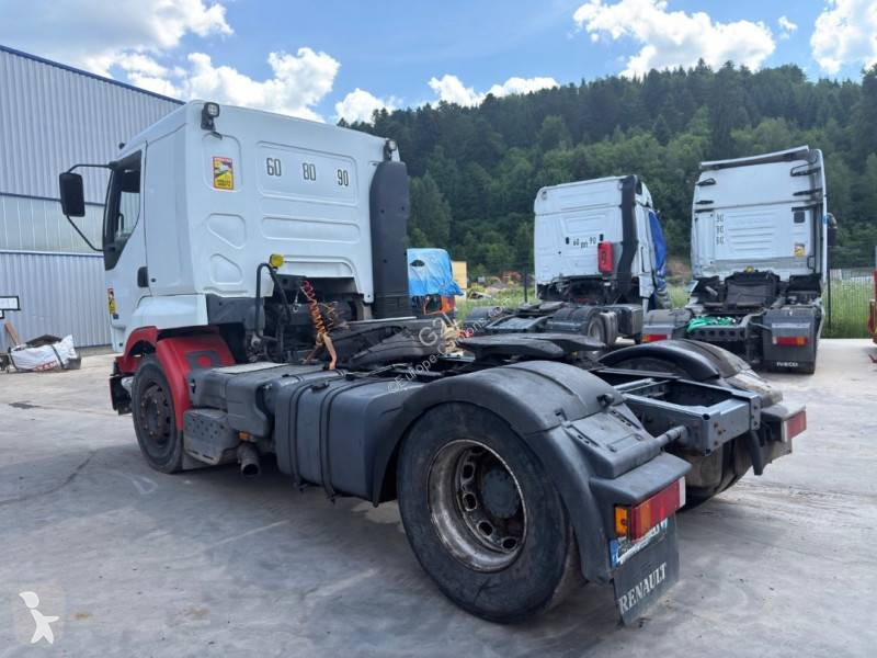 Renault 420 DCI tractor unit
