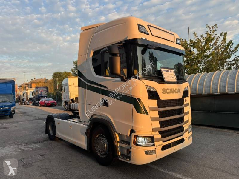 Tahač Scania 540