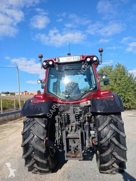 Tahač Valtra