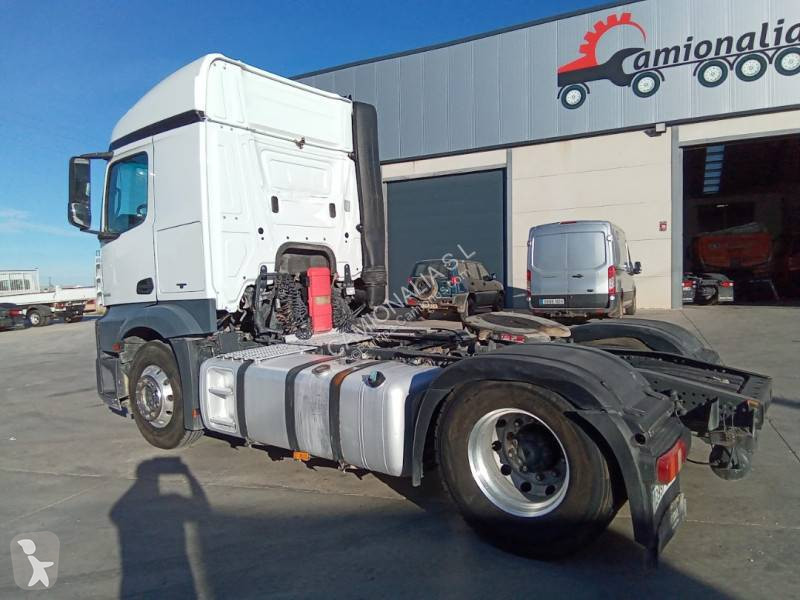Mercedes 1845 tractor unit