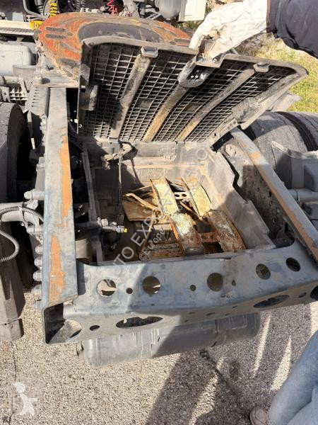 Mercedes 1843 tractor unit