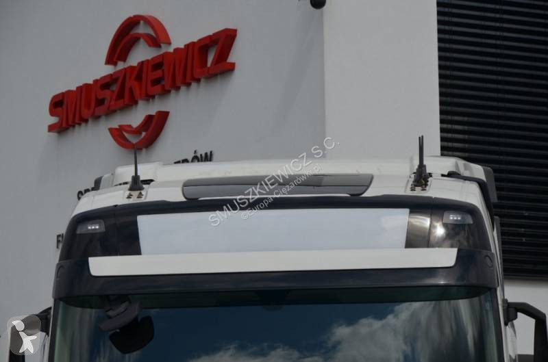 Nyergesvontató Volvo 500 Globetrotter