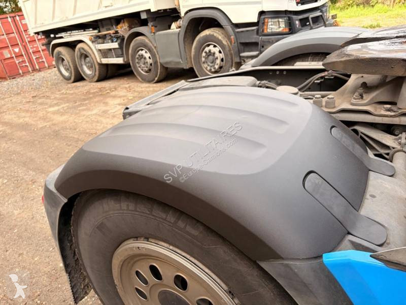 Tratores DAF 530
