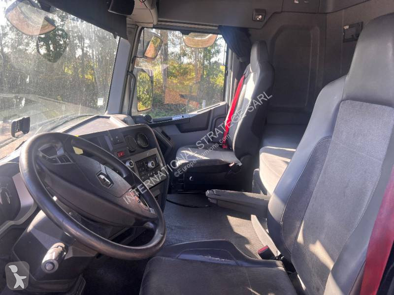 Nyergesvontató Renault 460 DXI