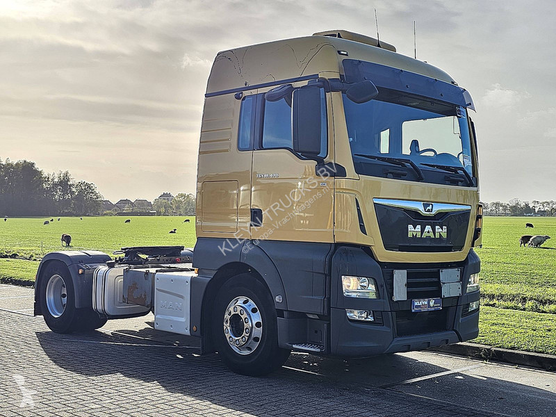 Traktor MAN 18.470