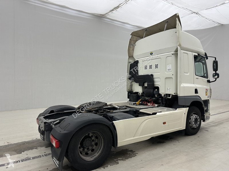 Traktor DAF 440