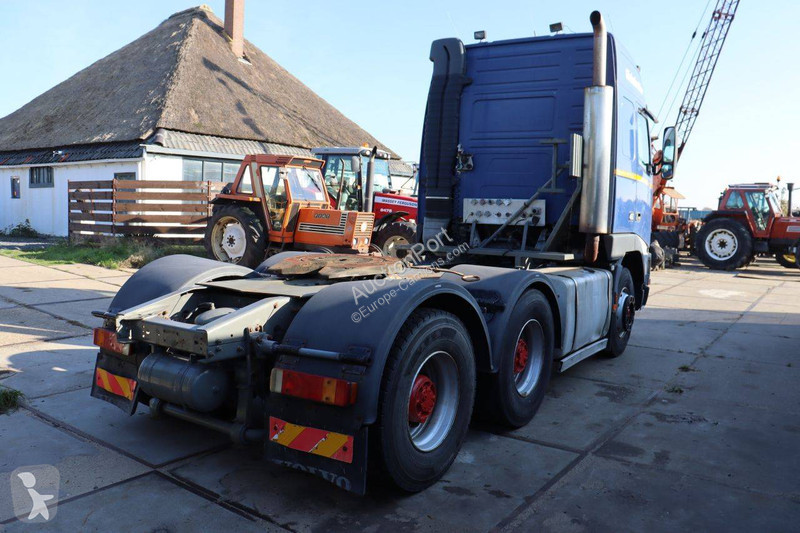 Traktor Volvo 460 Globetrotter