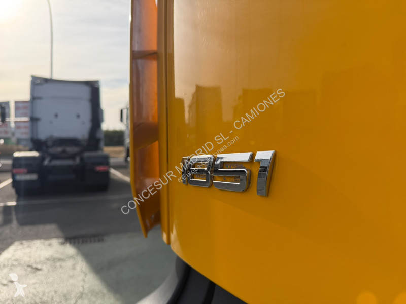 Cabeza tractora Mercedes  1851LS