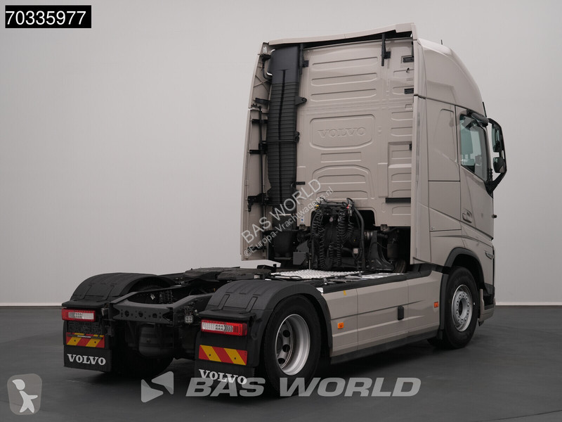 Cabeza tractora Volvo 500  4X2 XL Retarder 2x...
