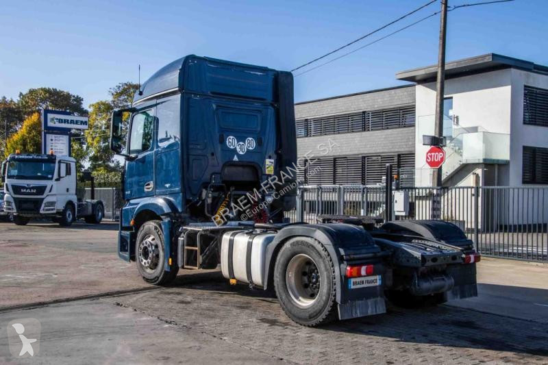 Mercedes Actros 1843