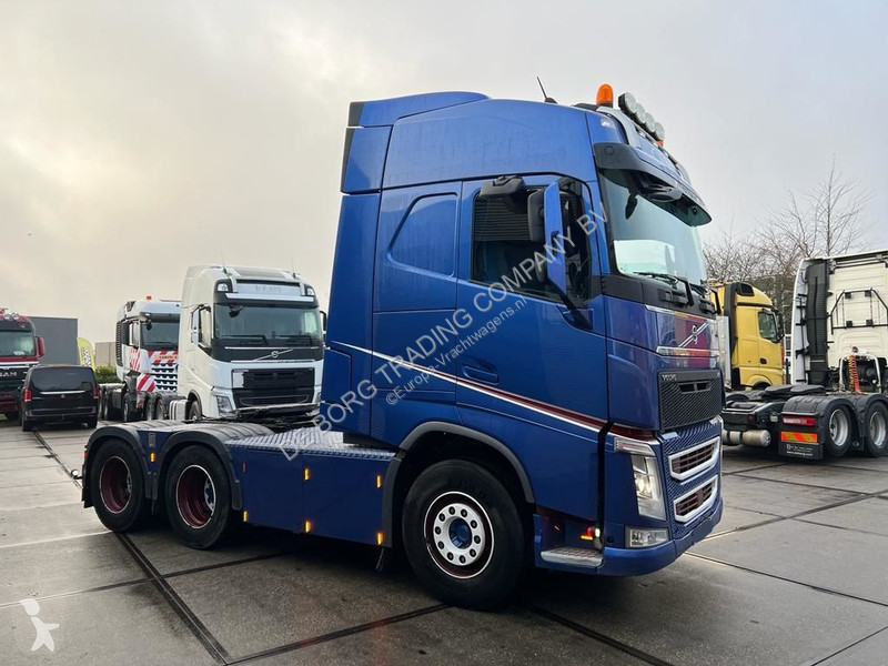 Traktor Volvo 13500 6x4 Tandem lift