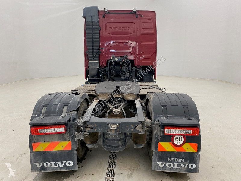 Tahač Volvo 420
