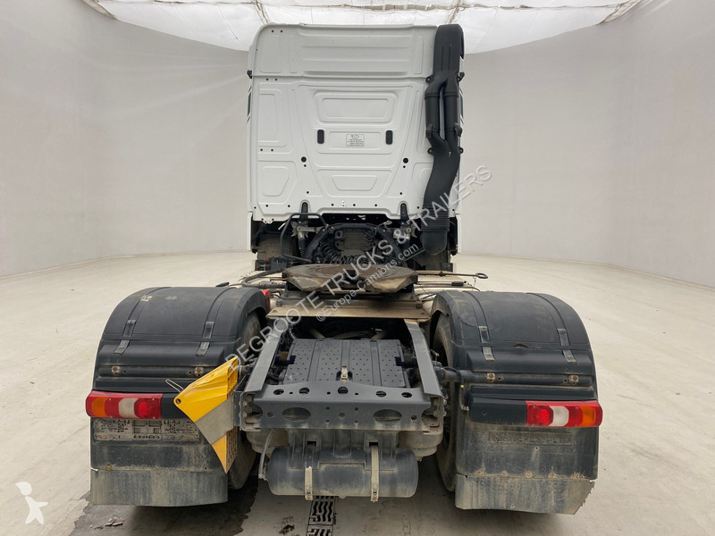 Traktor Mercedes 1843