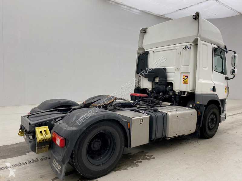 Traktor DAF 440 - ADR