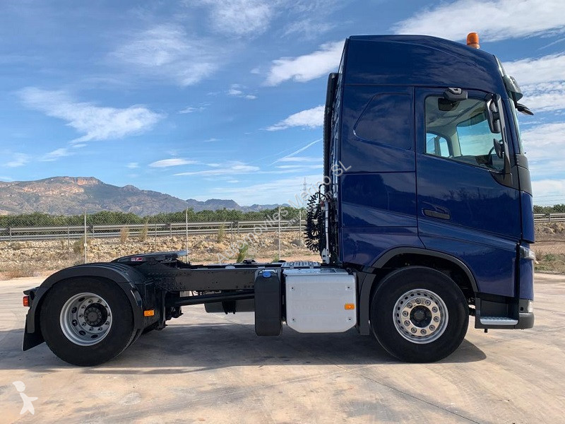 Tahač Volvo FH 13.420