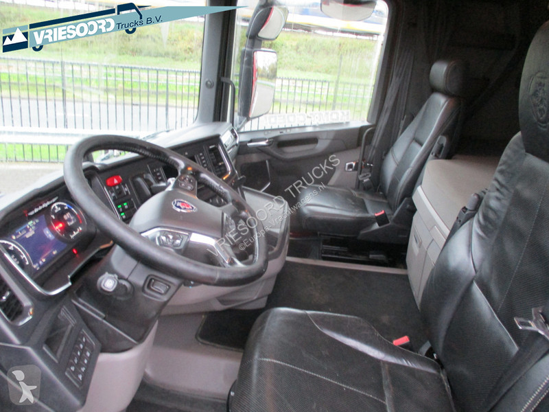 Traktor Scania N333