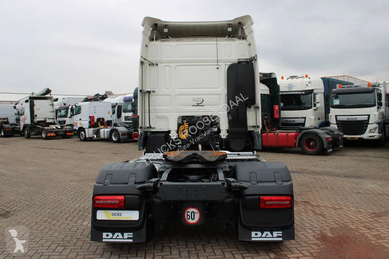 Tahač DAF 106440 + EURO 6 + SPOILER + TUV...