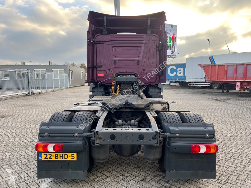 Traktor Mercedes 1836