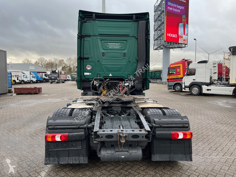 Traktor Mercedes 1845 BigSpace