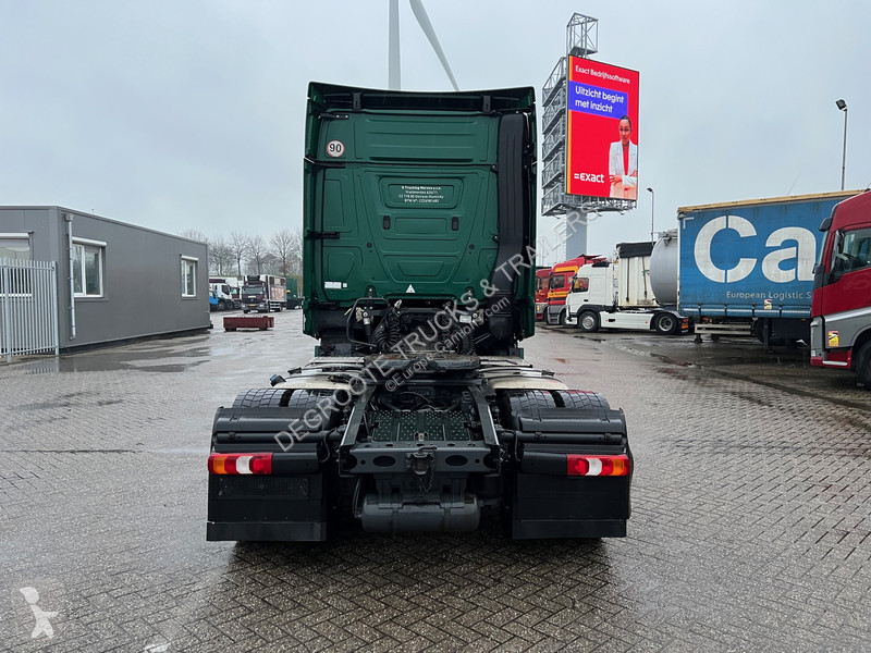 Traktor Mercedes 1845 BigSpace