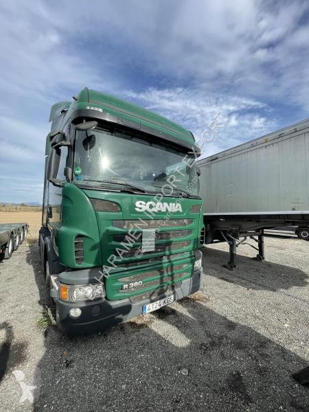 Traktor Scania 360