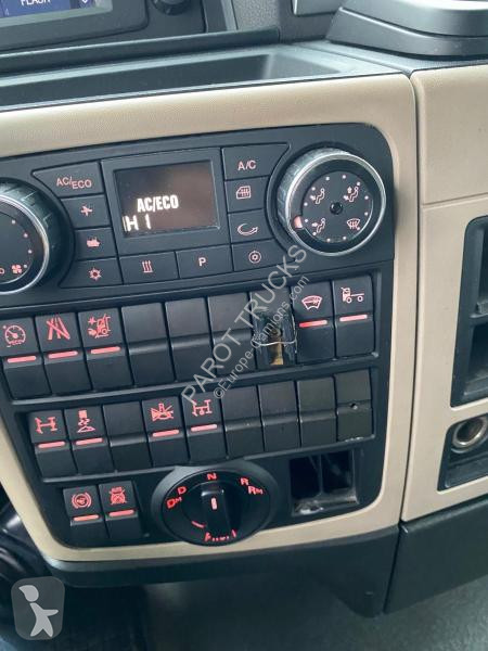 Traktor MAN 18.500