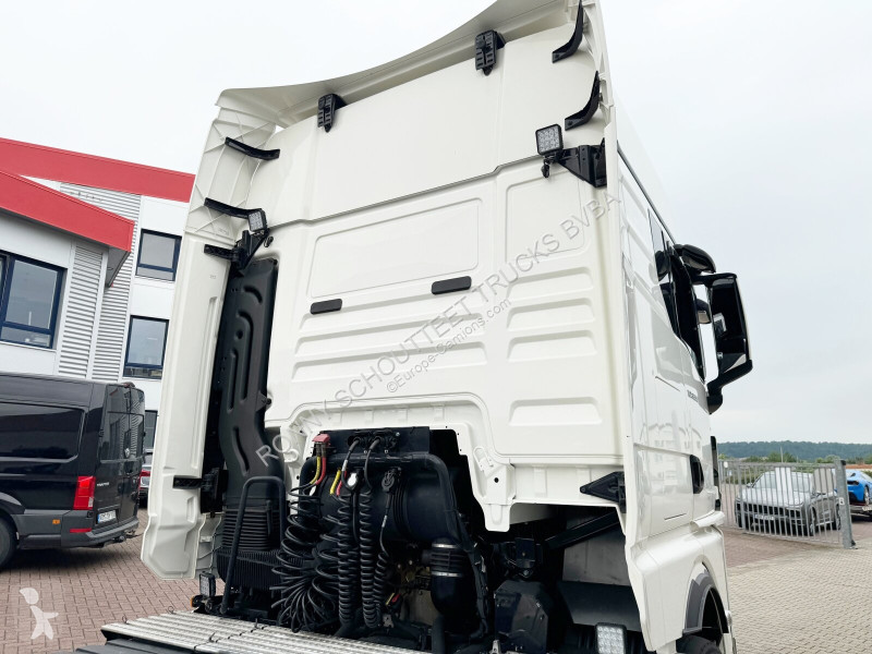 Traktor MAN TGX 33.510 6x4 BL SA TGX 33.510 6x4...