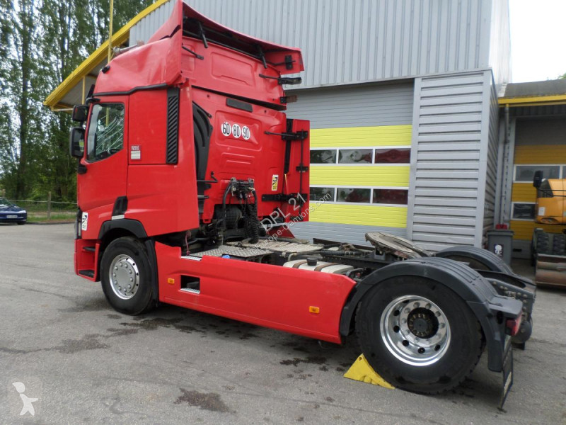 Traktor Renault 520 T-Series