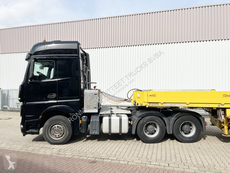 Traktor Mercedes Arocs 3358 LS 6x4 Arocs 3358...