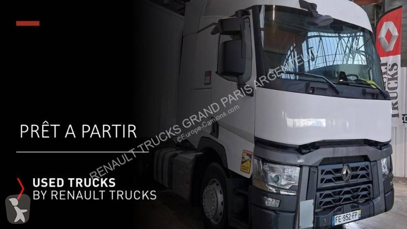 Cap tractor Renault