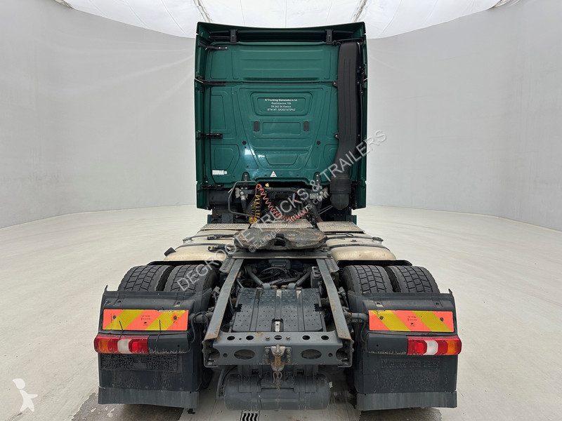 Traktor Mercedes 1845 BigSpace