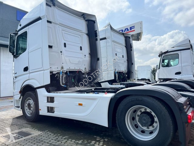 Tahač Mercedes ACTROS