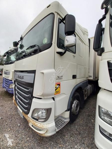 Traktor DAF 460