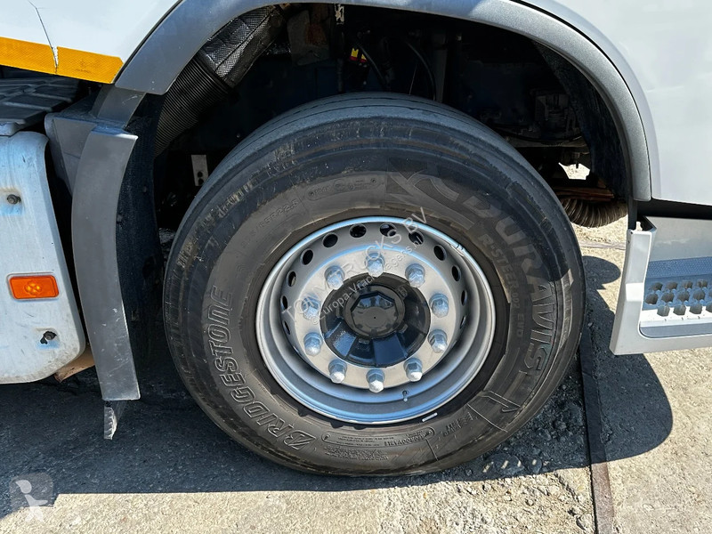 Tahač Volvo 16750 8X4 Tractor-unit Push-pull...