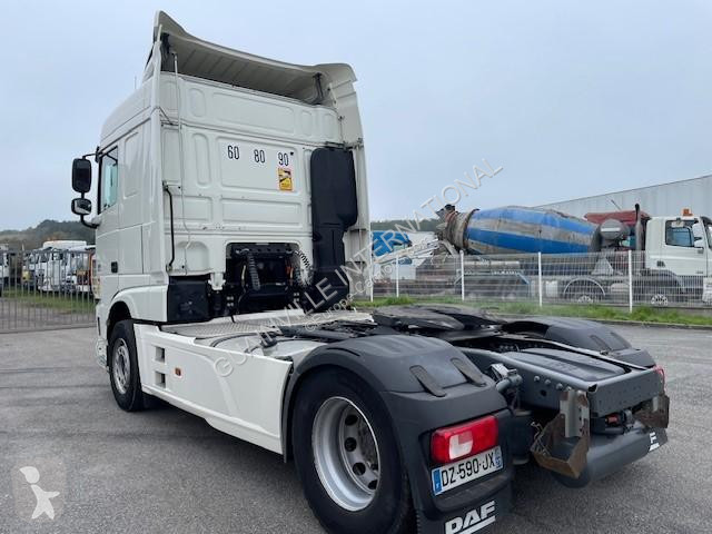 Traktor DAF 460