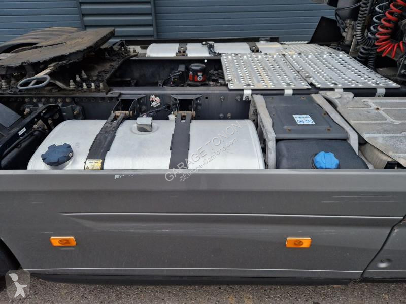 Traktor Renault 520 T-Series