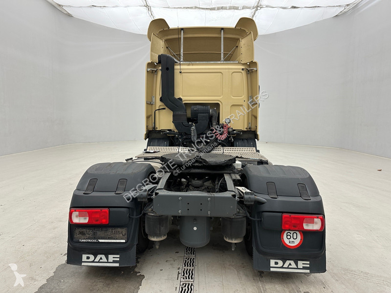 Traktor DAF 370