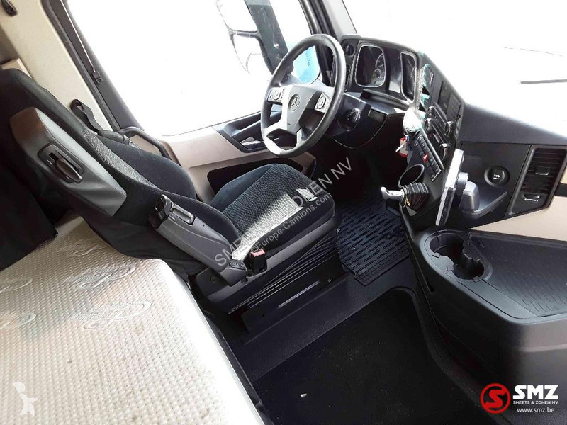 Trekker Mercedes 1845 StreamSpace 2m50