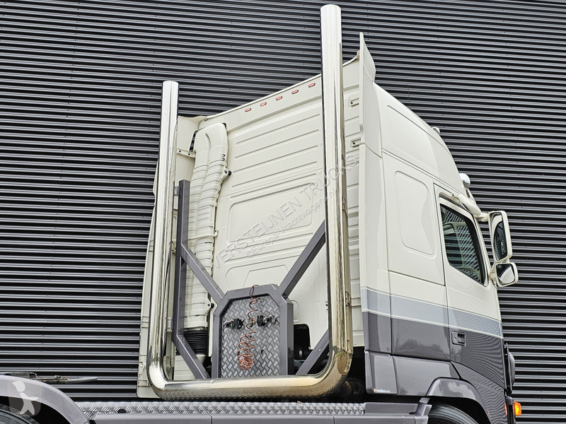 Trekker Volvo FH400 4X2 / SHOWTRUCK / SPECIAL /...