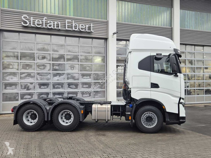 Tractor Iveco X-Way AS440X57TZ/P ON+ 6x4...