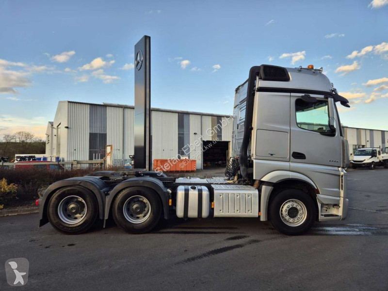 Tahač Mercedes 2658 LS 6x4 Turbo Retarder 120t...
