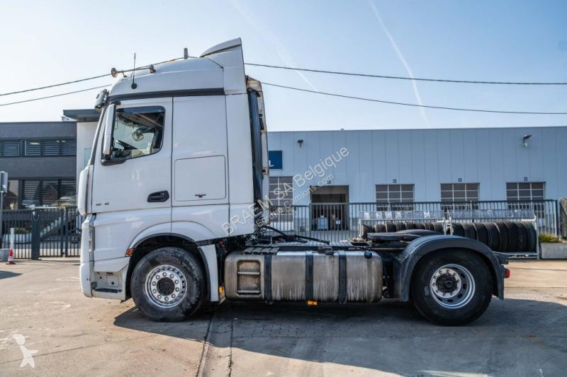Traktor Mercedes 1846 LS + kiphydr