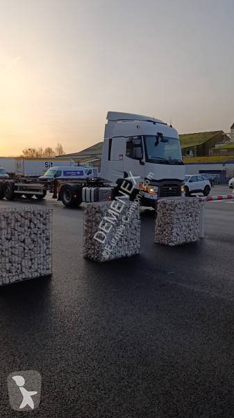 Cabeza tractora Renault