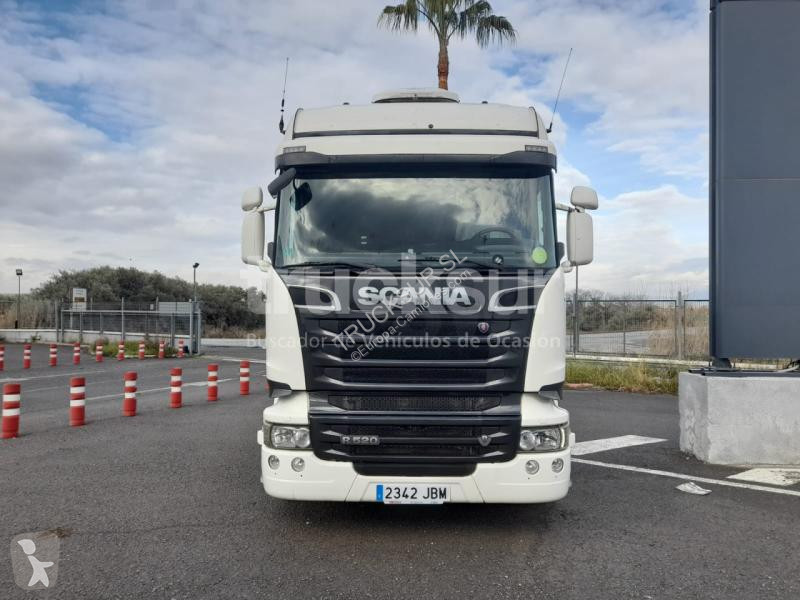 Traktor Scania 520