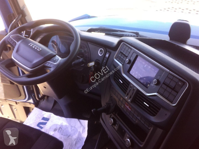 جرار Iveco Stralis AS440S46T/P