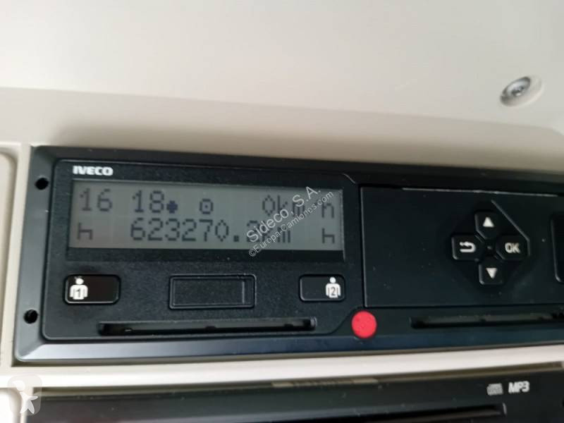 Traktor Iveco